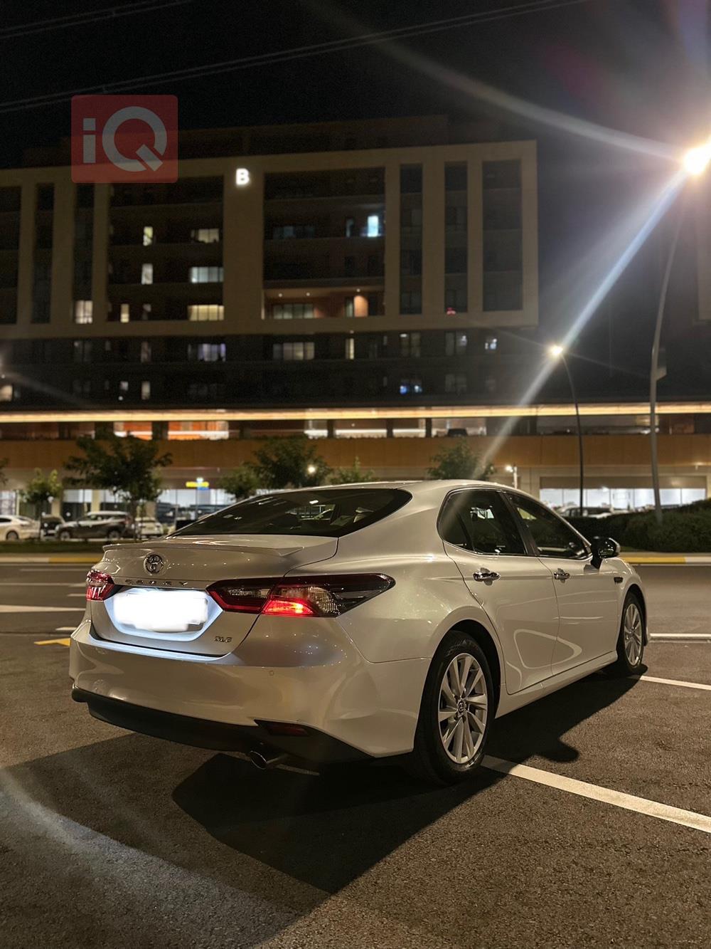 تۆیۆتا کامری